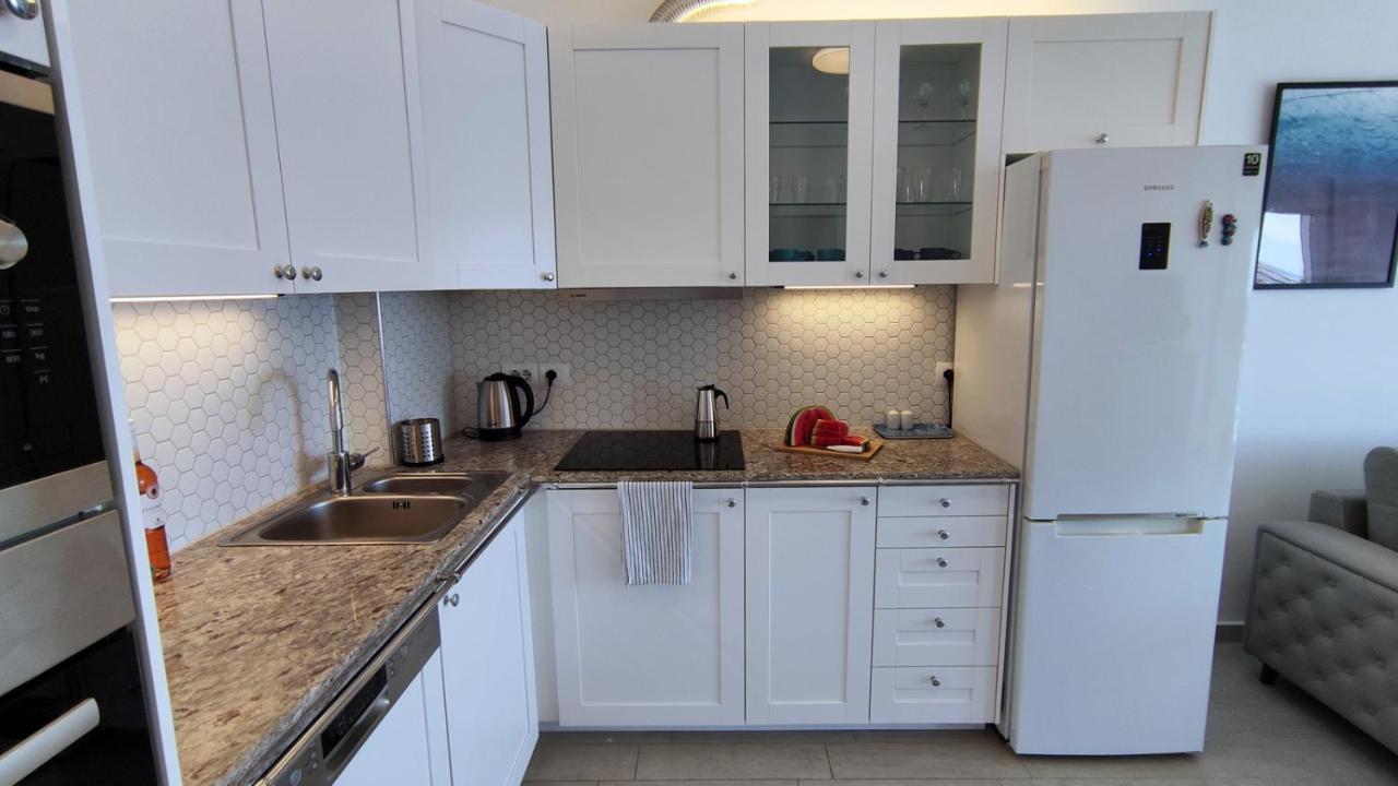 Nautilus Apartment Premium Sarandë Buitenkant foto
